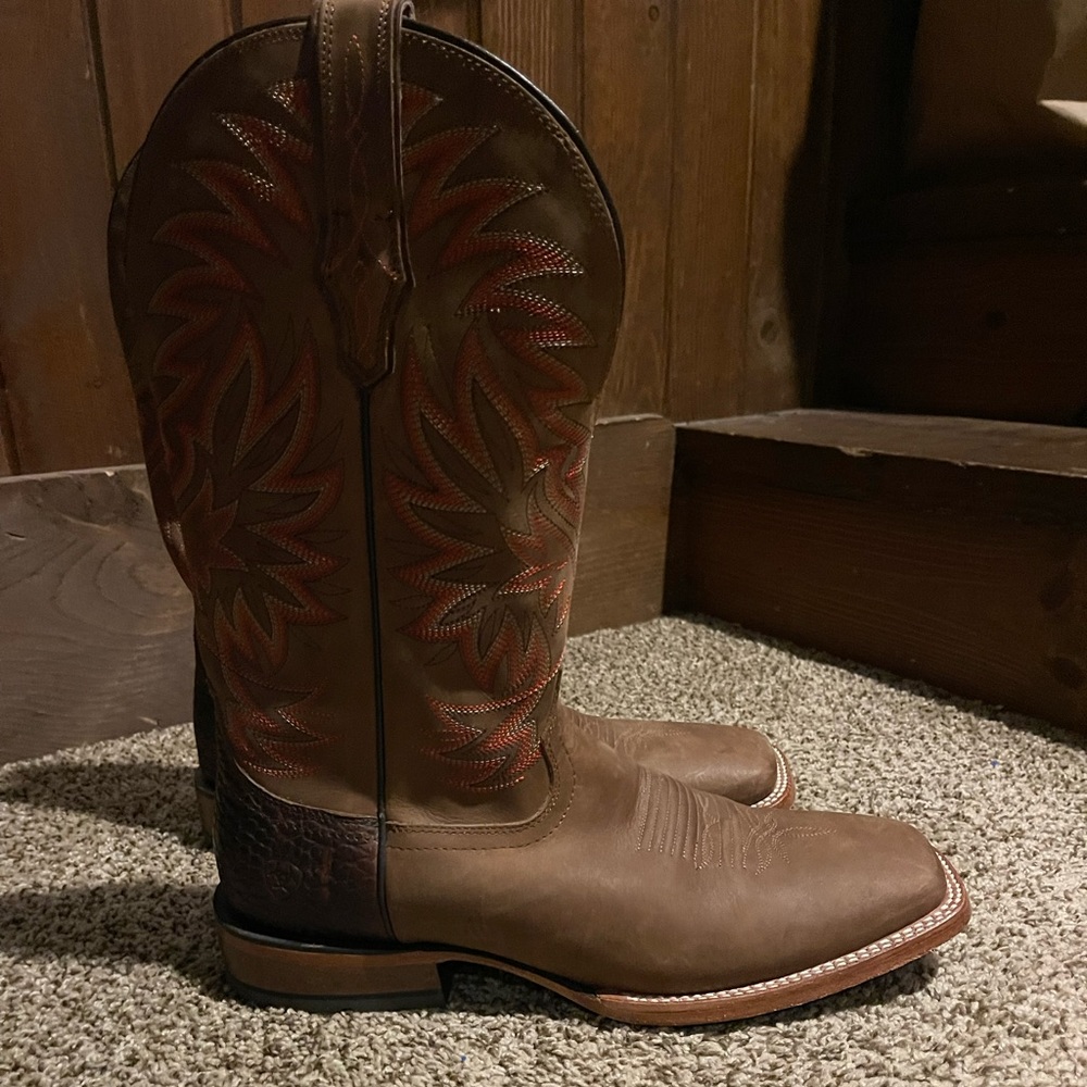 Mens Ariat Cowboy boots